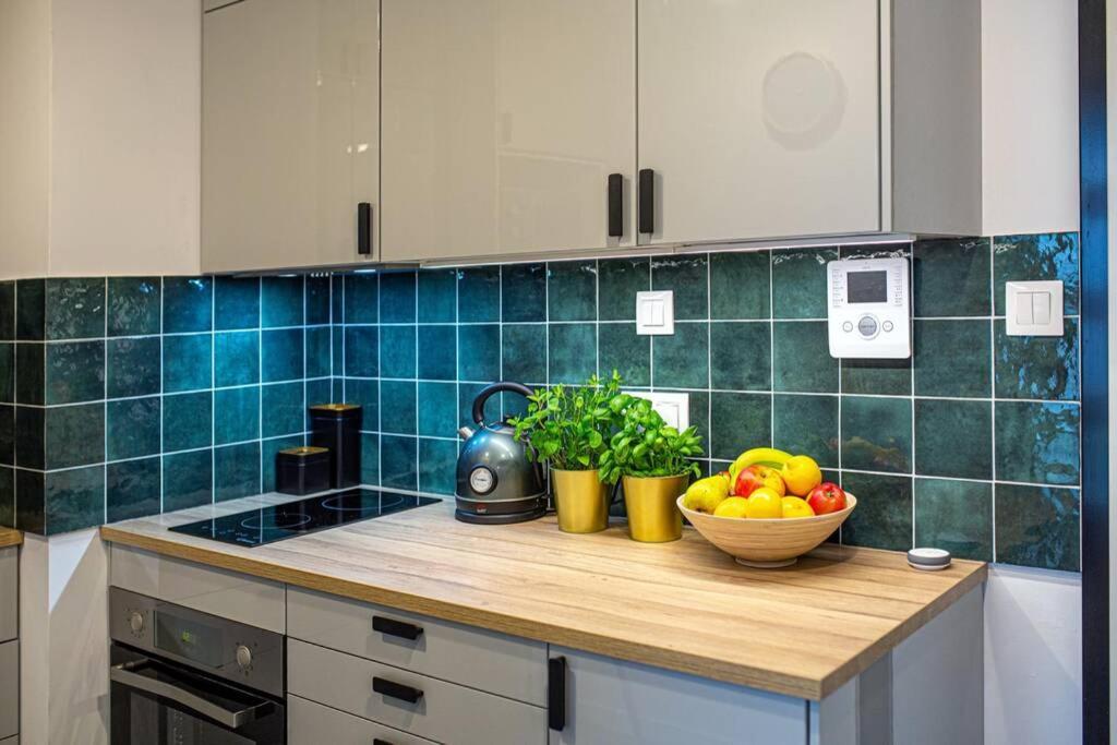 Apartament With Garden Bezplatny Parking !!! คราคูฟ ภายนอก รูปภาพ